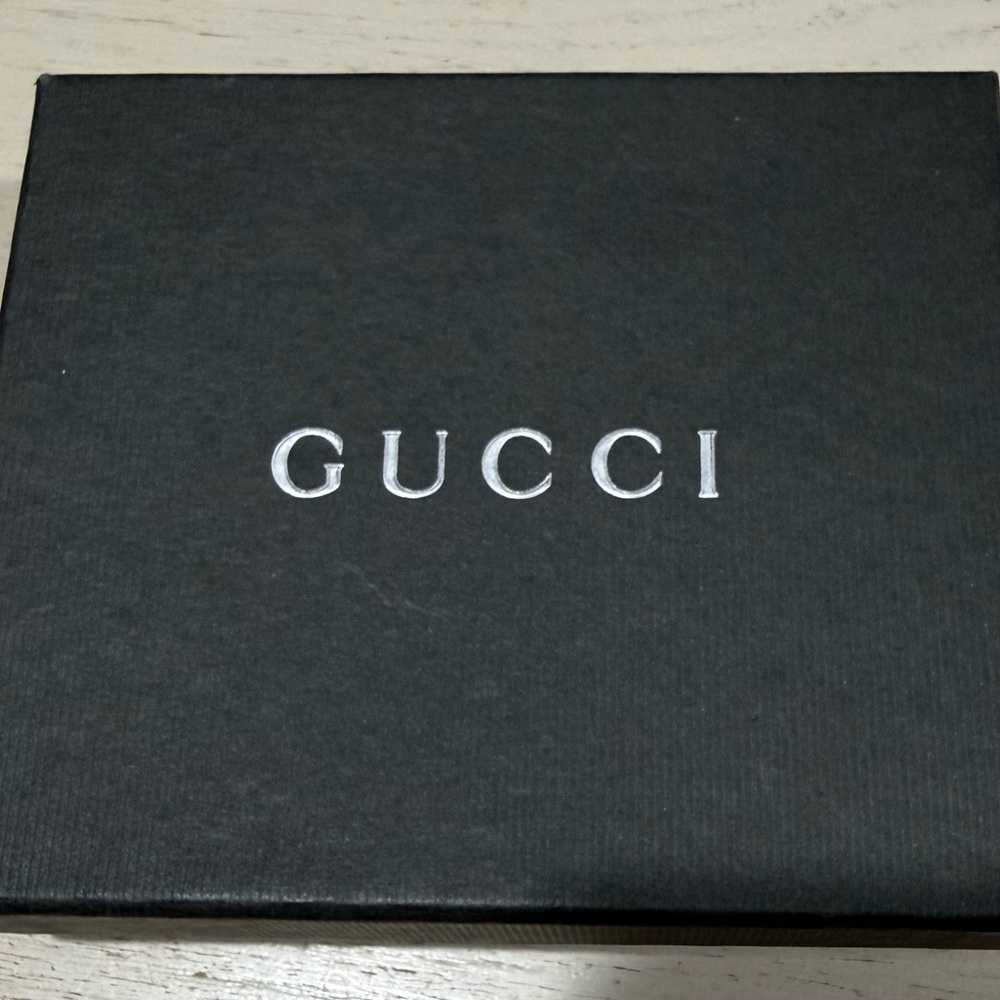 Vintage Gucci Black leather ladies wallet